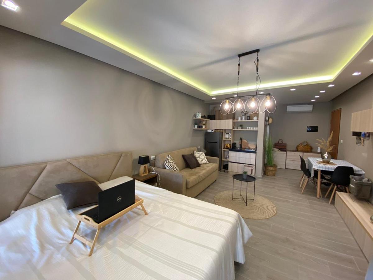 Qerret Boutique Studio Apartment Golem  Bagian luar foto