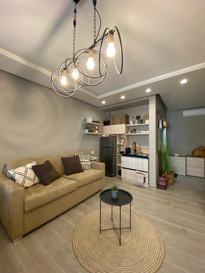 Qerret Boutique Studio Apartment Golem  Bagian luar foto