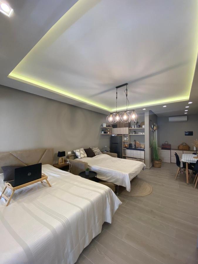 Qerret Boutique Studio Apartment Golem  Bagian luar foto