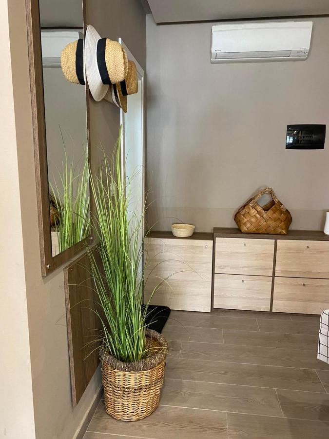 Qerret Boutique Studio Apartment Golem  Bagian luar foto