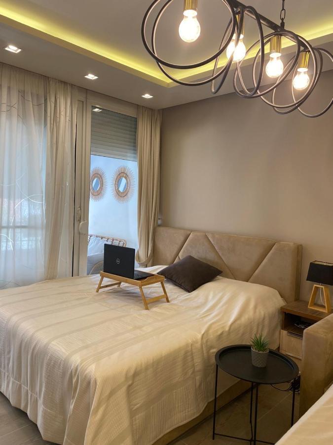 Qerret Boutique Studio Apartment Golem  Bagian luar foto
